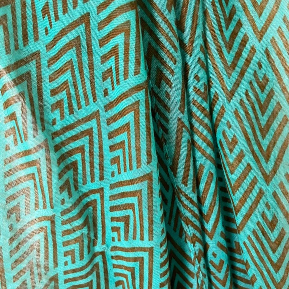 Lightweight teal and brown scarf - Picture 3 of 4